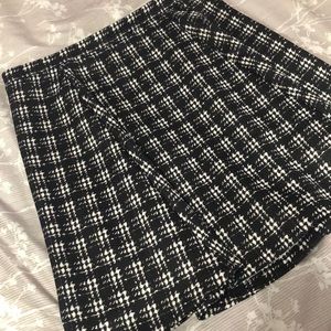 Black and white midi skirt